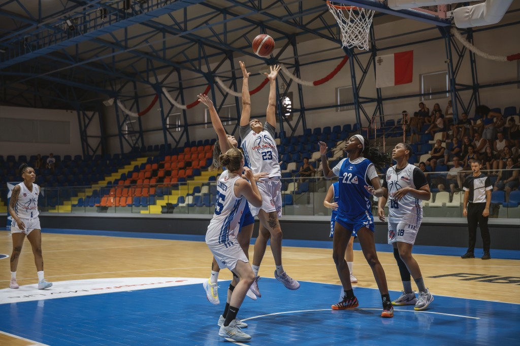20260910-USA_Select_teams_dominate_opening_day